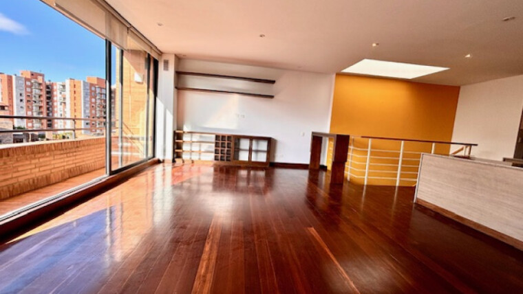APARTAMENTO EN LA CAROLINA