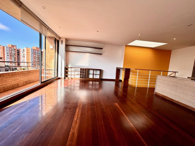 APARTAMENTO EN LA CAROLINA